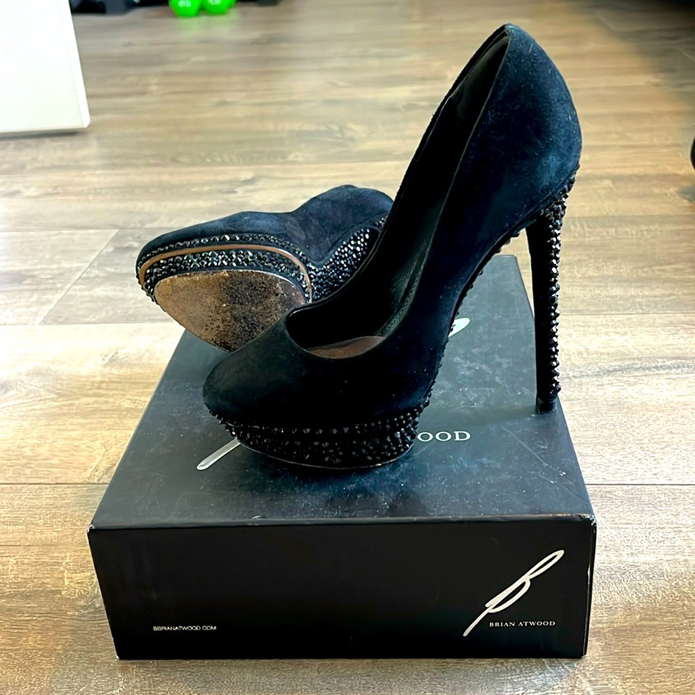 Brian Atwood Francoise Studded Crystal Platform pumps Black Suede Heels Size 5.5